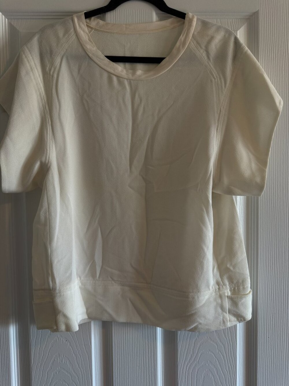 Wilfred Aritzia Ivory Short Sleeve Blouse – Size Large